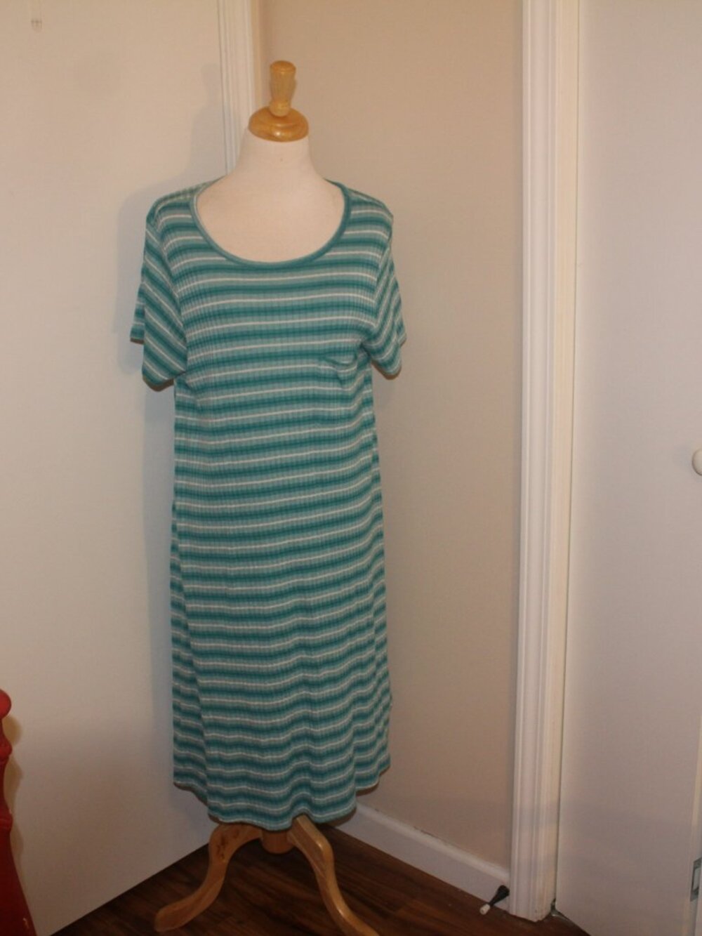 Lularaoe 2XL Lightweight Summer Dress
